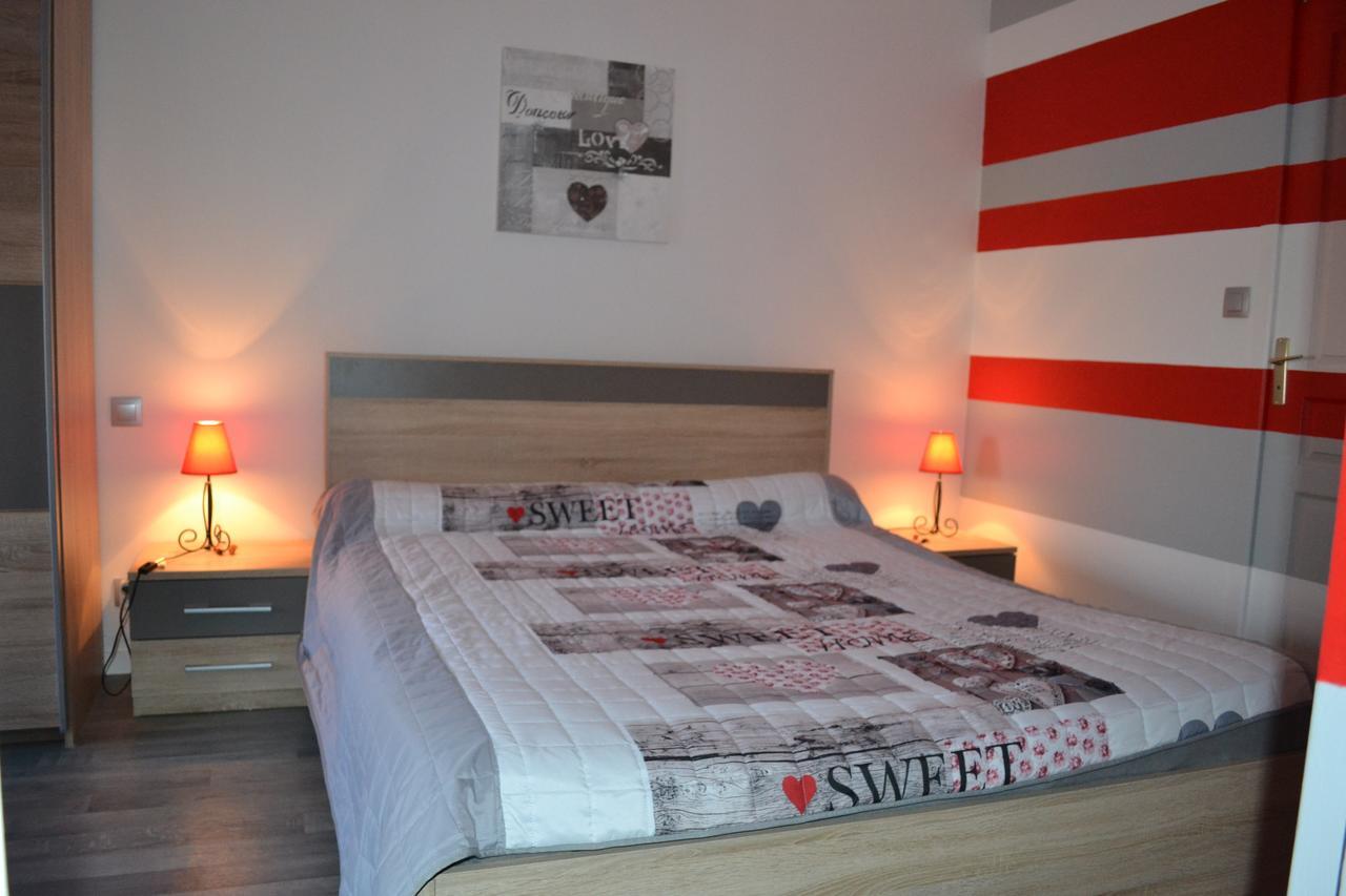La Ferme Chauvet Bed & Breakfast Chantenay-Villedieu Bagian luar foto
